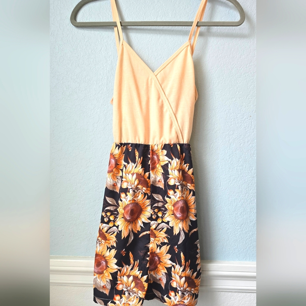 Romper tank with Sunflower Motif | size 12 |   great condition